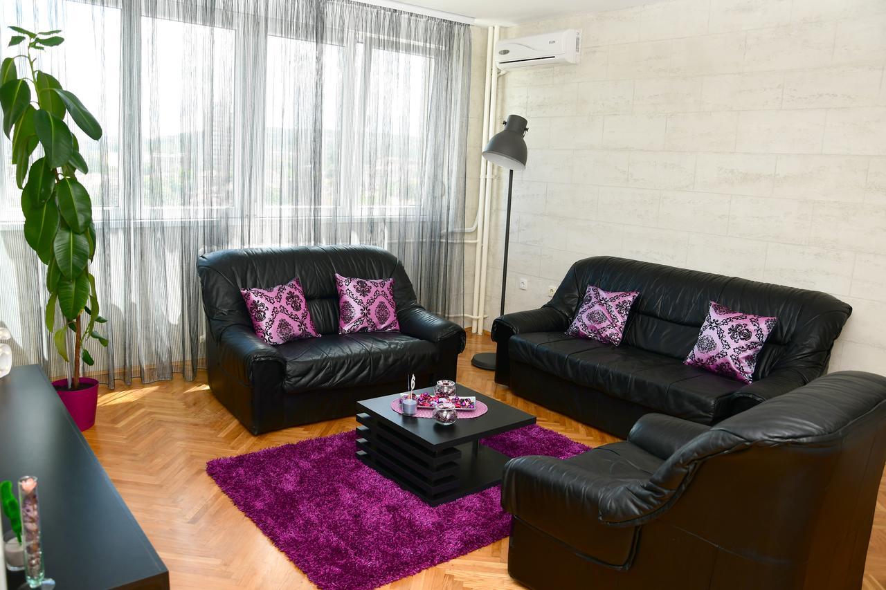 Apartment 36
